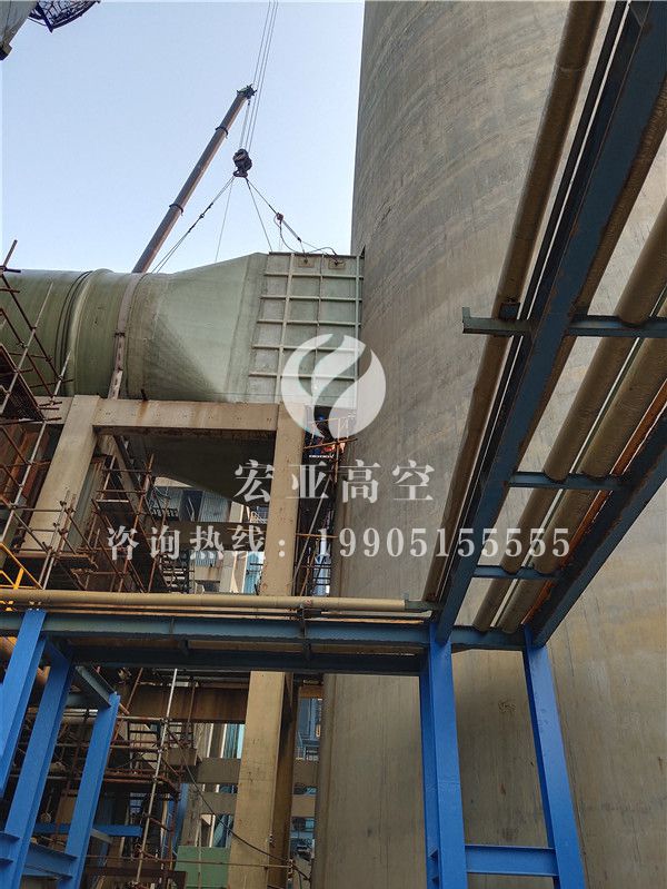 港口镇“方接圆”玻璃钢烟道安装